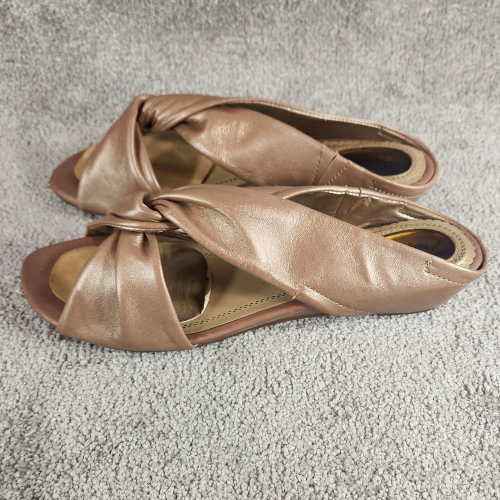 Trotters Cameron Sandals Gold Metallic Twisted Leather Wedge Women Size 8N